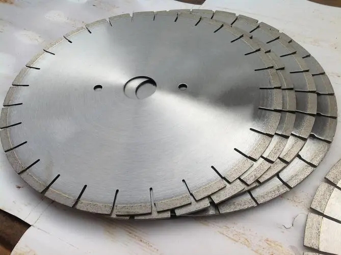 <a href=http://tao76.cn/news_article?news_id=122>焊片鋸片</a>